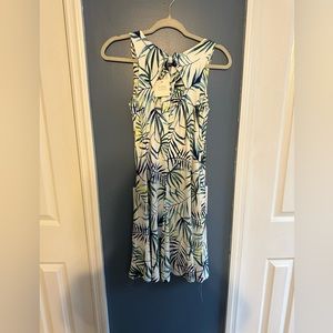 Knee length dress. Perfect for summer